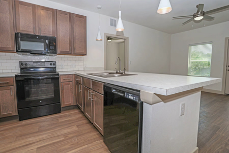 Avanti-Legacy-South-Bluff 27